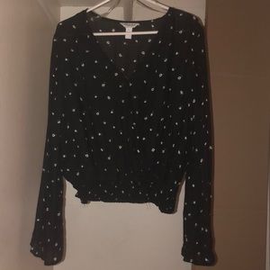 V Neck Long Sleeve Bohemian Blouse w/ bell sleeves